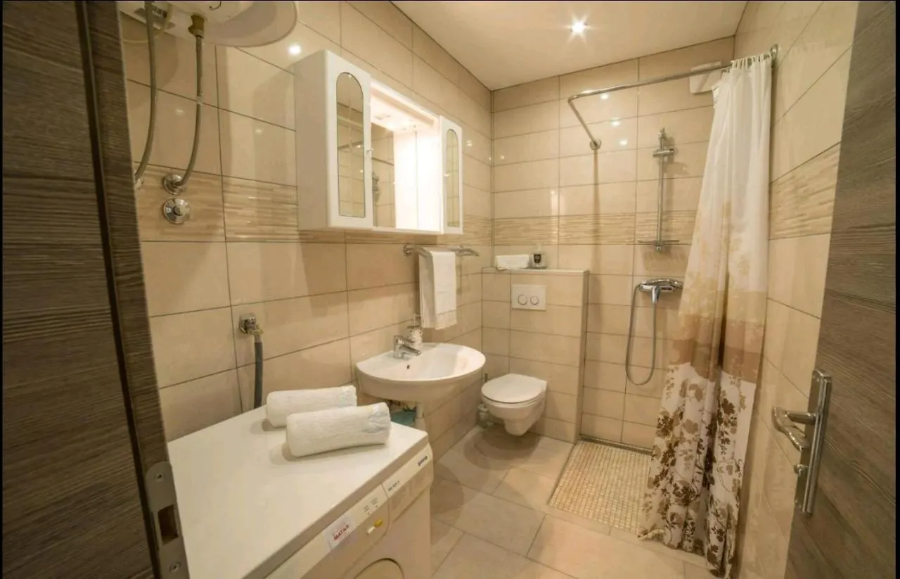 Apartman Vukadin Apartment Kastel Novi